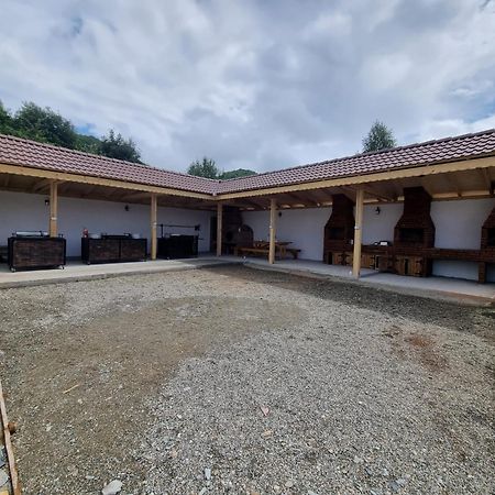 Doka Valea Sebesului A-Frame Hotel Exterior photo
